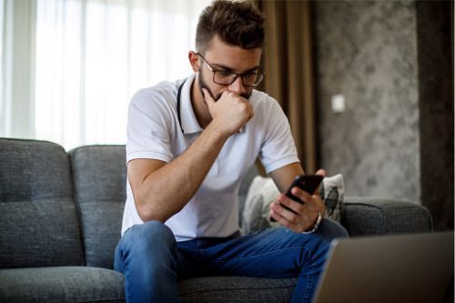 Internet users inclined to distrust online ads – Aviva report