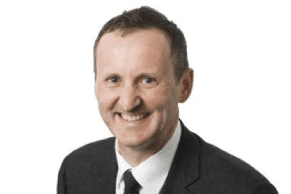 FCA executive director announces plans to step down