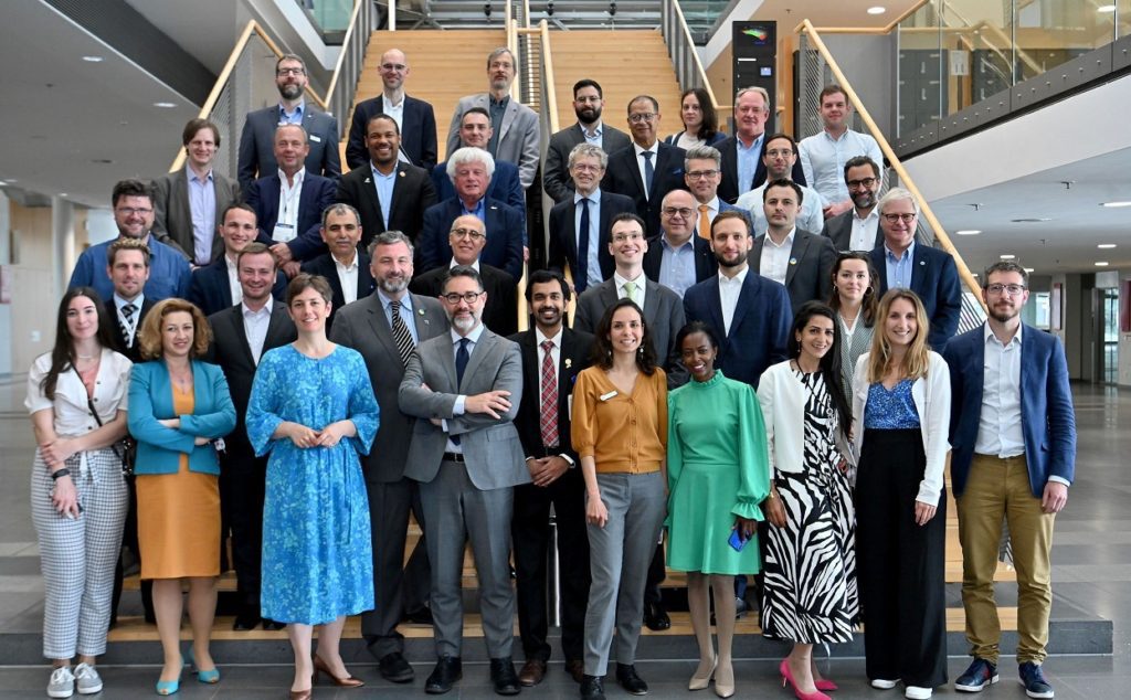 Trade bodies call for ‘robust’ policies, international cooperation to speed up solar installs