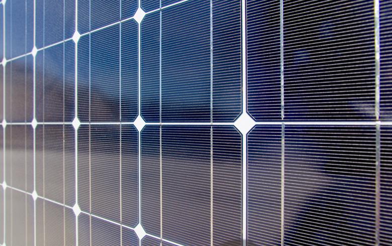 Solar panel factory to be built in southern Oman