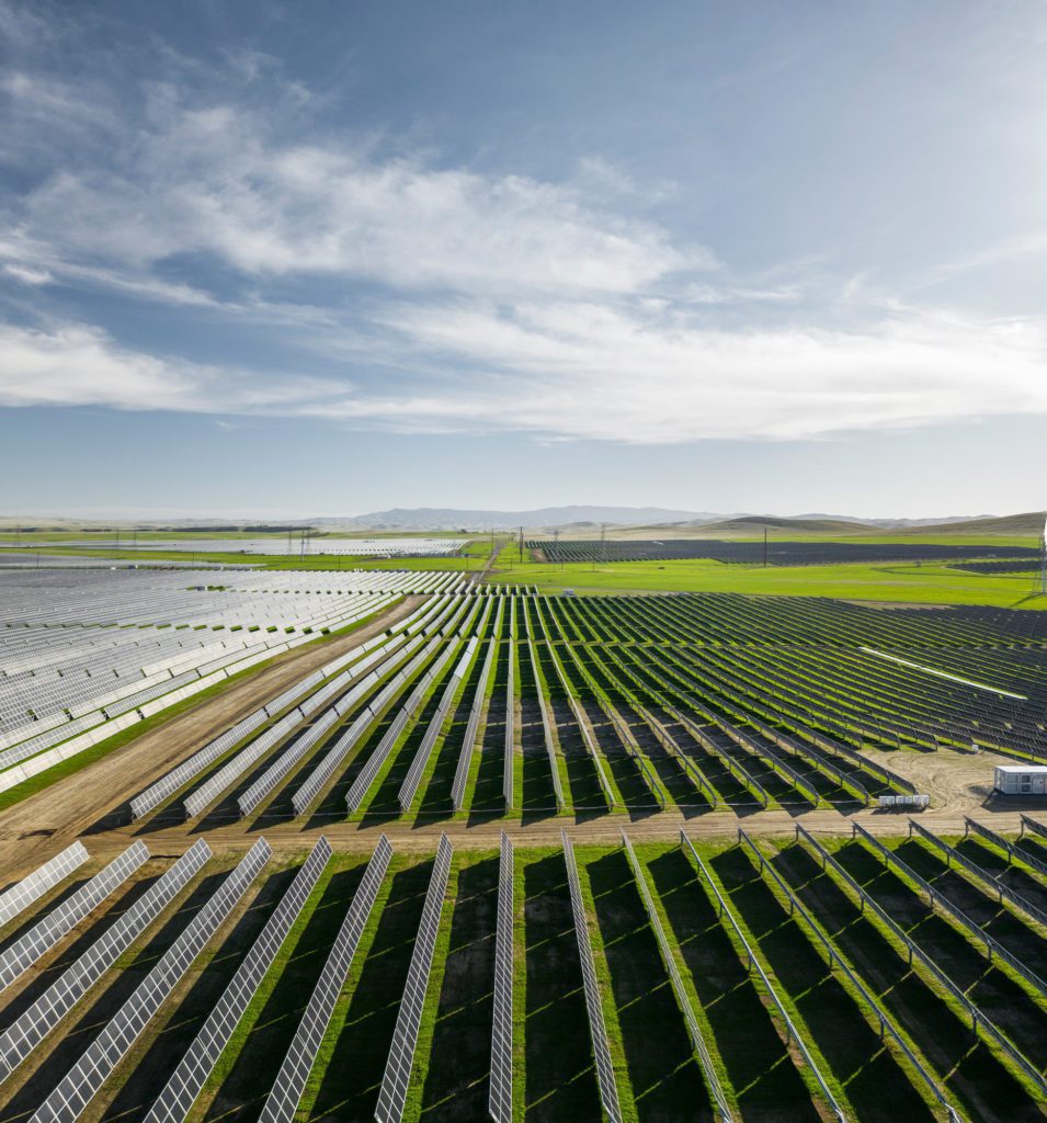 Clēnera closes financing on 105MW Montana PV project