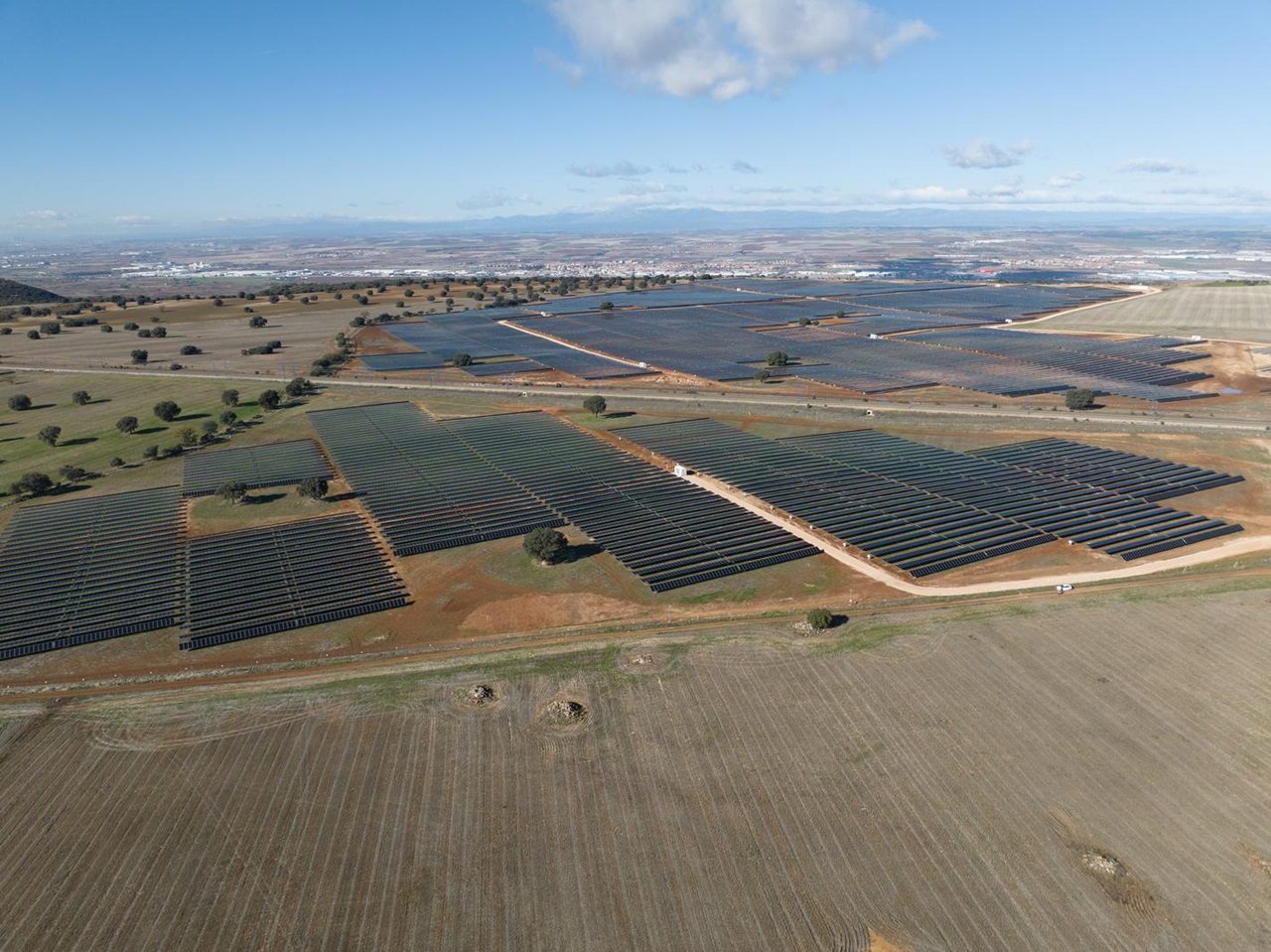 RWE commissions 44-MW solar park in Spain