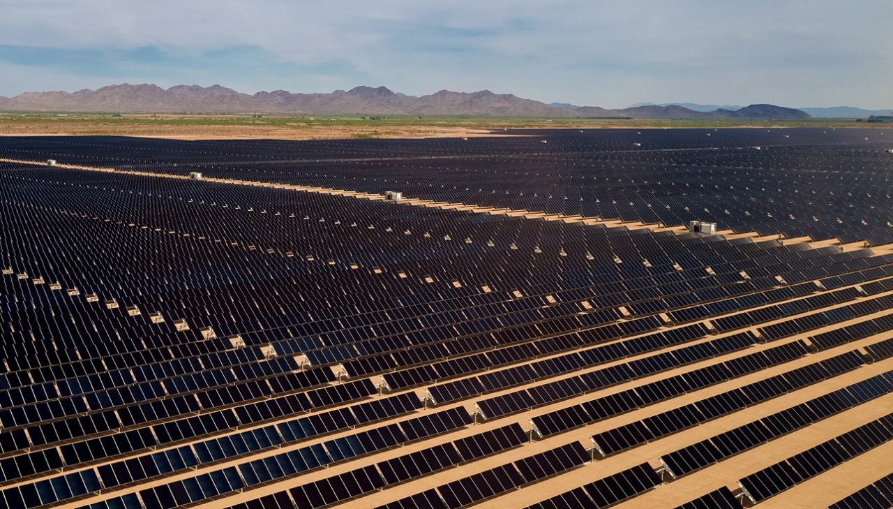 Longroad closes financing on 220MW solar-plus-storage project in Arizona