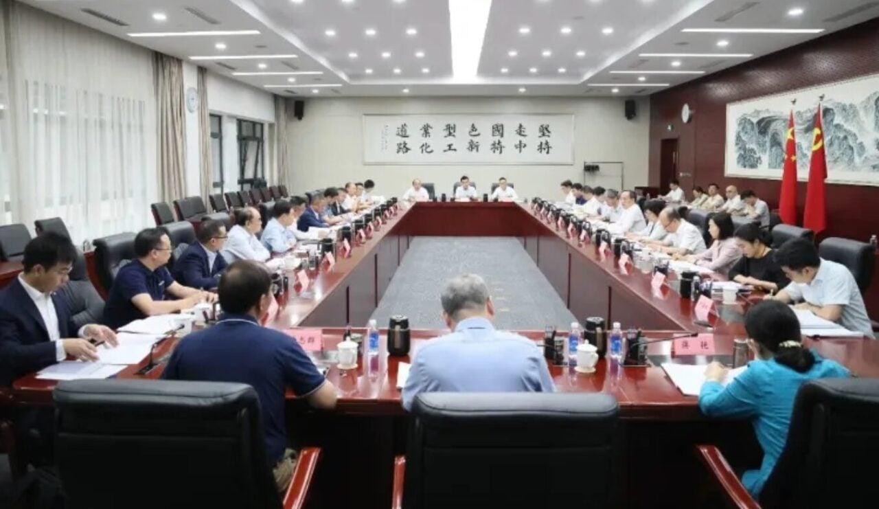 Chinese government pushes for PV production cuts in a bid to curb price competition