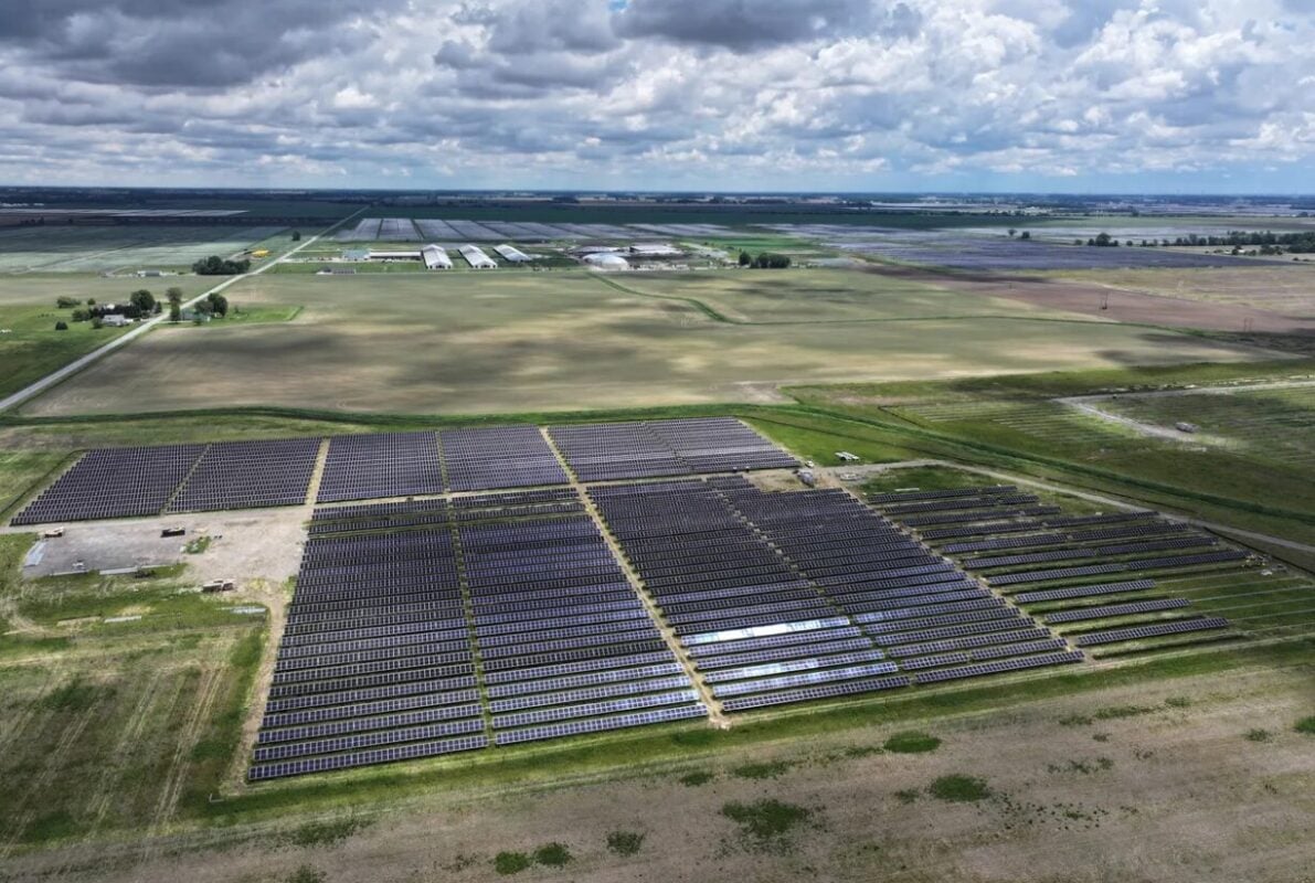 Illuminate USA to acquire US-made solar glass from Solarcycle